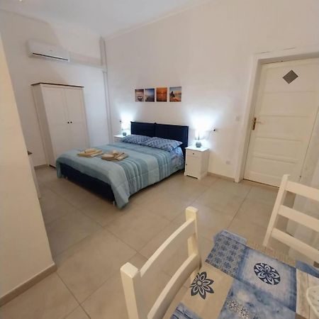 On The Road Bed and Breakfast Telti Exterior foto